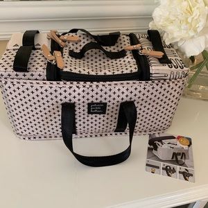New! Petunia Pickle Bottom Deluxe Stroller Caddy